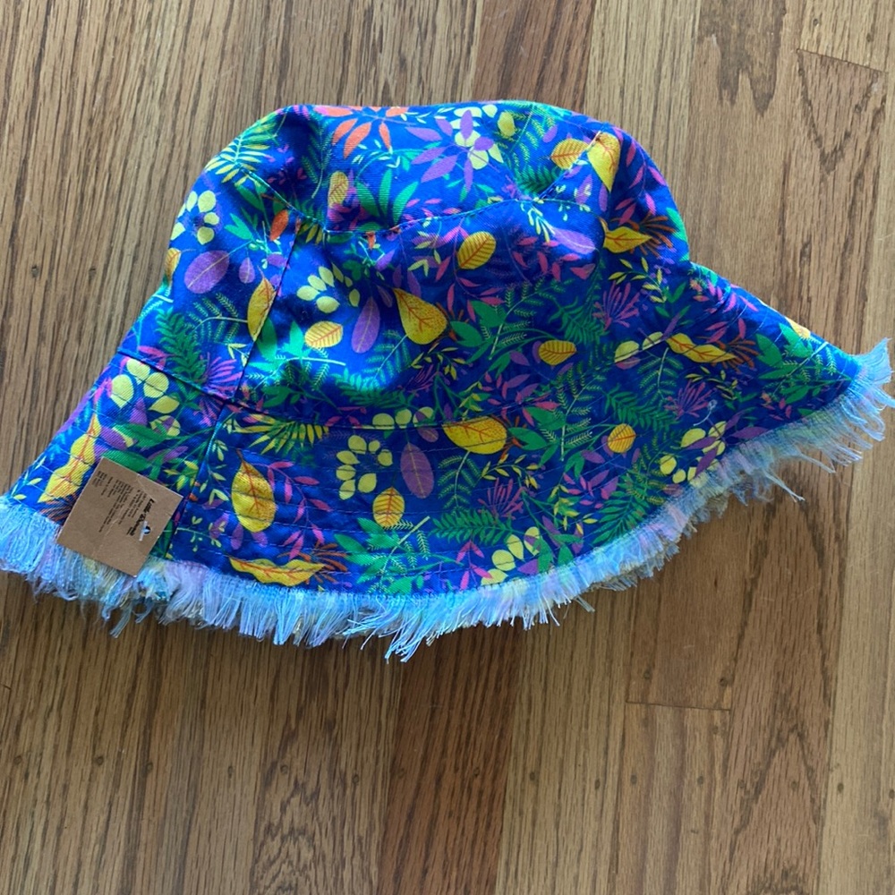 NWT Little Brownie OSFM Floral Bucket hat Adult size